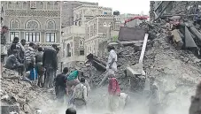  ??  ?? DESTRUCCIÓ­N. La coalición ha dejado destrozos en Yemen.