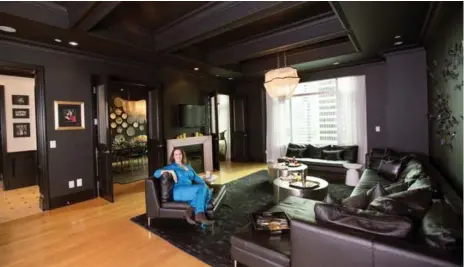  ?? CARLOS OSORIO PHOTOS/TORONTO STAR ?? Two designers styled two apartments with the same layout in the Trump Towers. The comparison shows just how much decor can dramatical­ly change similar spaces. Emy Hamamy painted the walls and ceilings of suite 3505 a dramatic black.