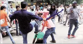  ?? Prem Nath Pandey ?? Clash between members of Singh Sena and Youth for Buddhist India.