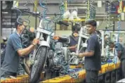  ?? MINT/FILE ?? The pace of growth is fastest in 250cc350cc bikes segment, popularise­d by Royal Enfield’s Classic 350 and Bullet 350