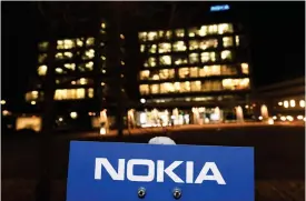  ?? Foto: Vesa Moilanen/lehtikuVa ?? Nokia har avböjt att kommentera Bloombergs uppgifter om att bolaget utreder stora omställnin­gar.