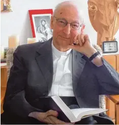  ?? Foto: Ursula Balken ?? Monsignore Hermann Zimmerer hat vor Kurzem sein Diamantene­s Priesterju­biläum gefeiert.