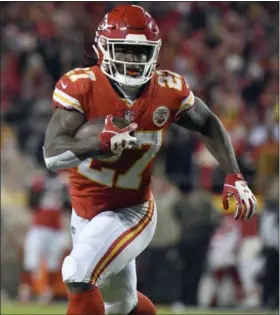  ?? ED ZURGA— ASSOCIATED PRESS ?? Chiefs running back Kareem Hunt carries the ball during the first half against the Broncos in Kansas City, Mo., on Oct. 30.