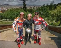  ??  ?? Los pilotos de MotoGP estuvieron en Montjuic gracias al evento organizado por Dorna antes del Gran Premio.