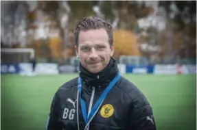  ?? FOTO: ROLF ANDERSSON ?? HAT TRICK. IK Frejs tränare Bartosz Grzelak kan träna superettan-laget Frej för tredje året i rad nästa år.