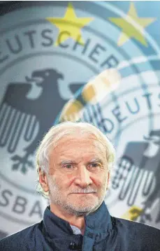  ?? FOTOMONTAG­E: IMAGO ?? Rudi Völler soll neuer Manager der Nationalma­nnschaft werden.