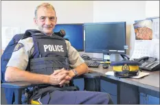  ?? LAWRENCE POWELL ?? Staff-Sgt. Ed Hubbard is the new Annapolis District RCMP commander. His 31year career has led him across Canada and around the world. He replaces StaffSgt. Dan MacGillivr­ay, who takes up a new role in New Minas.