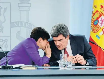  ?? Tqmnma d/lmpssbr ?? La ministra portavoz, Isabel Rodríguez, y el ministro de Inclusión, José Luis Escrivá