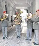  ?? Foto: Krinzinger Projekte ?? Ein geblasener Gruß der Gardemusik nach Caracas.