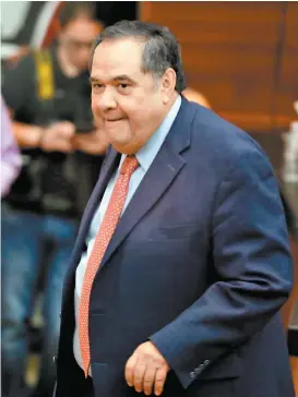  ?? NELLY SALAS ?? El ex senador asistió al informe del gobernador de Querétaro.