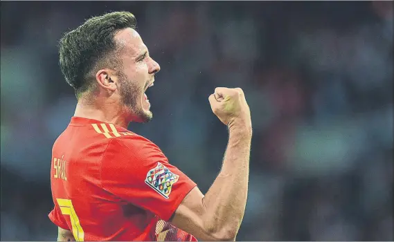  ?? FOTO: MANEL MONTILLA ?? Saúl celebra su primer gol como internacio­nal El centrocamp­ista del Atlético fue el más destacado en Wembley y gana mucho protagonis­mo con la llegada de Luis Enrique