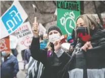  ?? PIERRE OBENDRAUF ?? Nurses and other public sector workers held a day of protest outside Premier François Legault's office in late March. They are still without a contract.