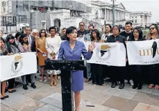  ?? /TWITTER ?? La congresist­a Judy Chu ha defendido a los trabajador­es expuestos al excesivo calor.
