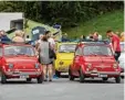  ?? Foto: Alexandra Wey, dpa ?? Unter Autoliebha­bern ist der alte Fiat 500 Kult.