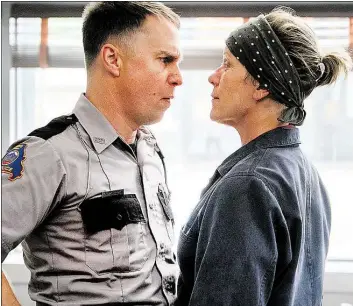  ?? BILD: AP ?? Gegeneinan­der: Sam Rockwell (links) als Polizist, Frances McDormand als Mutter