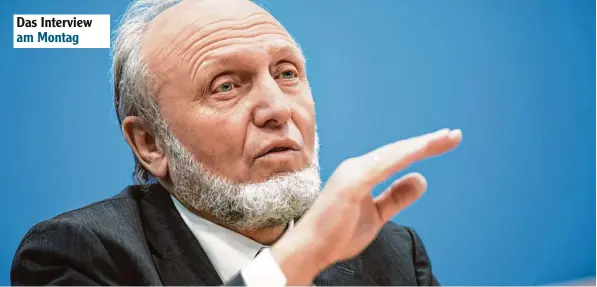  ?? Foto: Michael Kappeler, dpa ?? Eigentlich befindet sich der Ökonom Hans Werner Sinn mit 70 längst im Ruhestand. Doch Sinn und Ruhe passt nicht zusammen. Er mischt sich weiter in Debatten ein.