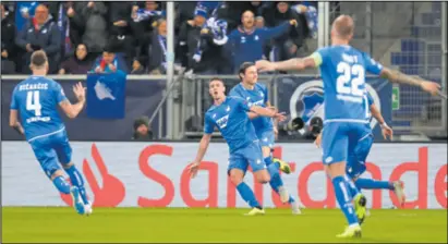  ??  ?? Andrej Kramarić zabio je za 1:1 i 2:1 protiv Lyona, sudjelovao u akciji za treći pogodak u 92. minuti, no opet Hoffenheim nije osjetio slast pobjede u Ligi prvaka. Završilo je na kraju 3:3