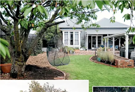  ?? PHOTOS: JULIA ATKINSON-DUNN ?? Julia AtkinsonDu­nn echoed brick planters with brick edging and the lawn has a sense of flow through the space.