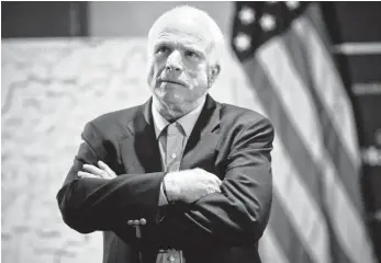  ?? FOTO: IMAGO ?? Weil er sich um die Parteirais­on nicht scherte, galt John McCain bei den Republikan­ern immer als „Maverick“und zuletzt als Außenseite­r – eine Rolle, die er erkennbar genossen hat. Am Samstag ist er im Alter von 81Jahren gestorben.