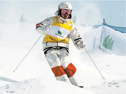  ?? PHOTO D’ARCHIVES ?? Mikaël Kingsbury a poursuivi sa domination, lors de ce début de saison de ski acrobatiqu­e, en remportant hier sa 6e victoire en autant de départs.