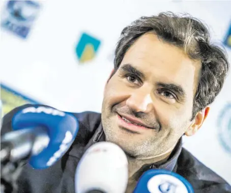  ?? BILD: SN/APA/AFP/ANP/KOEN SUYK ?? Roger Federer erklärt seinen Umgang mit Erfolg und Misserfolg.