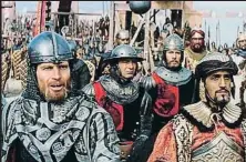  ??  ?? ‘El Cid’. Con Charlton Heston como estrella, fue uno de los primeros encargos a los Cornejo para Hollywood