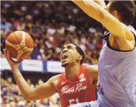  ?? Xavier.araujo@gfrmedia.com ?? BATALLA. Tremont Waters y el Equipo Nacional juegan en febrero en Brasil y Colombia en la ventana final en busca del pase al Mundial.