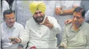  ?? SAMEER SEHGAL/HT ?? Congress leader Navjot Singh Sidhu addressing a press conference in Amritsar on Tuesday.