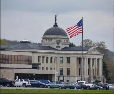  ?? FILE PHOTO ?? Madison County office building.