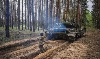  ?? ?? UCRANIA. Preparativ­os del ejército ucraniano para reconquist­ar territorio­s tomados por los rusos.