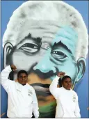  ?? PICTURE: ARUSHAN NAIDOO ?? Maheshan Naicker and Keenan Pather in front of a mural of Madiba at the Nelson Mandela Community Youth Centre.