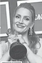  ?? ?? Julie Kandalec created the golden champagne manicure for Oscar winner Jessica Chastain.