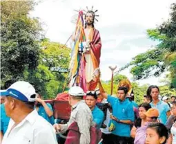  ?? FOTO: EL HERALDO ?? Cada 20 de enero Ojojona recibe a los feligreses de Lepateriqu­e como un acto de hermandad entre los dos pueblos lencas de Honduras.