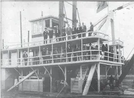  ?? Photo courtesy Texarkana Museums System ?? ■ Steamboat traffic on the Red River was an important part of commerce for this region in the early 1800s.