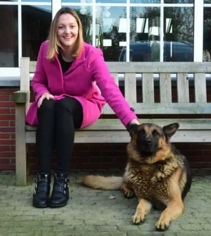  ?? FOTO MIA UYDENS ?? Kaat Pelkmans: “Vraag gewoon eens hoe het gaat en doe niet alsof we niet bestaan.”