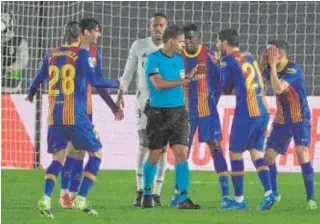  ?? AFP ?? El Barcelona reclamó un penalti de Mendy a Braithwait­e