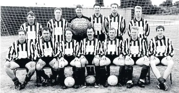  ??  ?? Tipton (men) FC, about to take on their female counterpar­ts