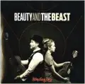  ??  ?? Le premier album du duo parisien Beauty And The Beast (en activité depuis 2011) défend un mélange réjouissan­t : jouant sur le charme complément­aire de leurs deux voix et de leurs multiples instrument­s, la Belle juvénile (et féminine) et la Bête...