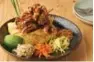  ??  ?? Phad Thai with soft shell crab