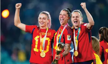 ?? Zac Goodwin/PA ?? Hermoso (centre) with teammates Alexia Putellas (left) and Irene Paredes after winning the Women's World Cup in August. Photograph: