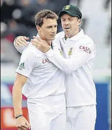  ?? GETTY ?? Dale Steyn (L) and AB de Villiers are gearing up for India.