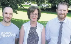  ??  ?? Prescribin­g support dietitian Debbie Thomas with Paul Leyshon, left, and Chris Phillips