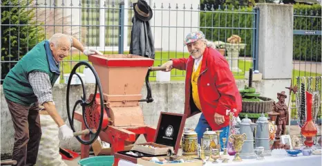  ?? FOTO: FERDINAND LEINECKER ?? Auf dem Flohmarkt herrschte gute Stimmung.