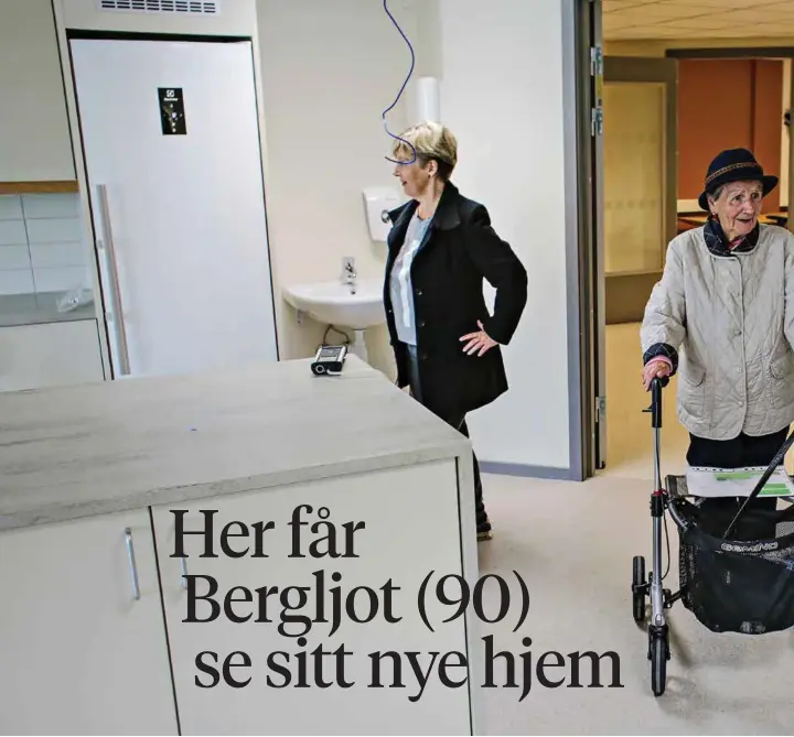  ??  ?? SPLITTER NYTT: Her skal Bergljot Ringås (90) innta maten etter flytting 1. oktober. Men foreløpig jobber fagfolk for å få bygget ferdig til den tid. Her med datter Anne Kari Naustdal (til v.) og k