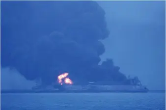  ?? Reuters ?? The tanker Sanchi burns in Chinese water after colliding with a freighter on Saturday