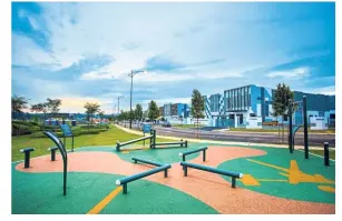  ??  ?? Outdoor facilities promote healthy lifestyles and interactio­ns among the business community.