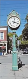  ?? HeraLd PhOTOs by MOIra MccarThy ?? IT’S TIME TO RELAX: At left, schooners line the shore of Bristol. Above, town clocks are a source of pride for residents.