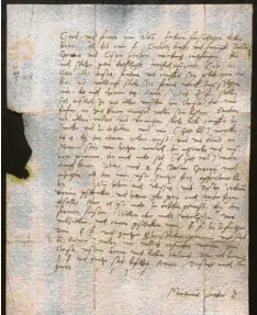  ??  ?? „Gnad und Fried in Christo“wünschte Martin Luther am 20. Juli 1535 dem ehrbaren Rat zu Augsburg; der Brief war offenbar erwartet worden, denn mit dem Siegel riss die Kanzlei hastig auch ein Stück des Papierboge­ns ab.