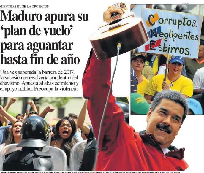  ?? FOTOS: AFP ?? GUITARRERO. Mientras el antichavis­mo intenta ganar las calles para forzar a un revocatori­o, Maduro mantiene la costumbre de cantar para el público en sus actos.