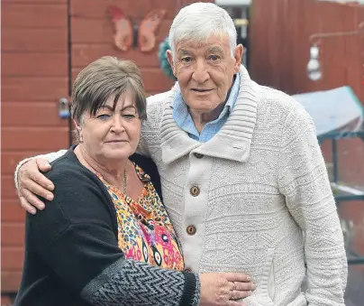  ?? Picture: George McLuskie. ?? Rab and Margaret Blackwood at their home in Kirkcaldy. NHS Fife has been criticised for not giving Mr Blackwood a CT scan on his first arrival at the Victoria Hospital.